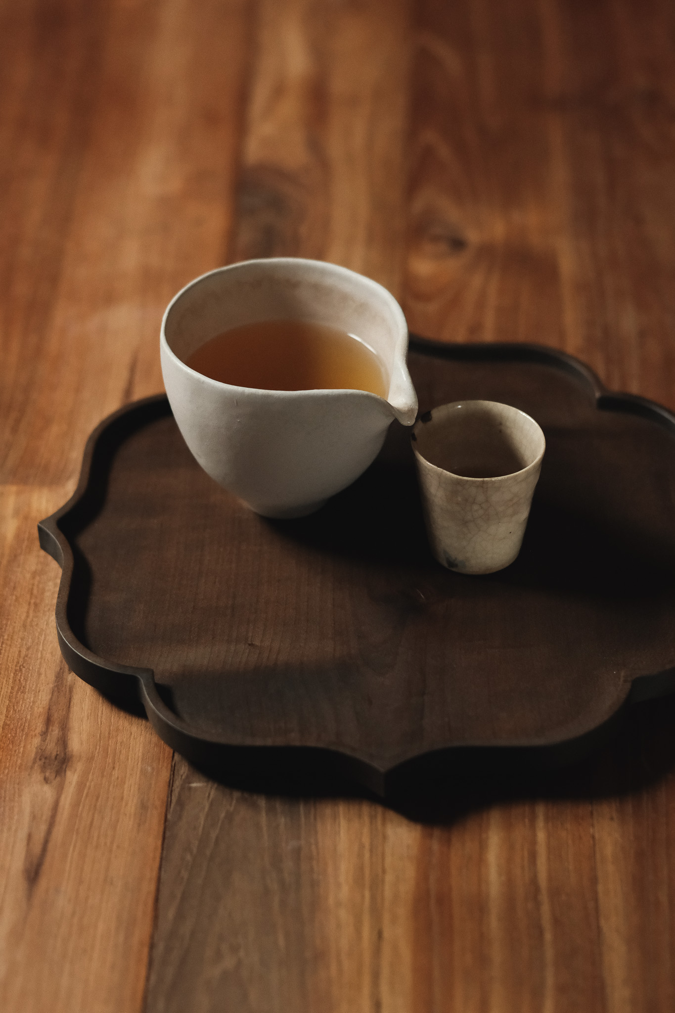 三木達也 稜形花紋盤